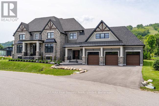 101 Grindelwald Ct, The Blue Mountains, ON L9Y 0Z8