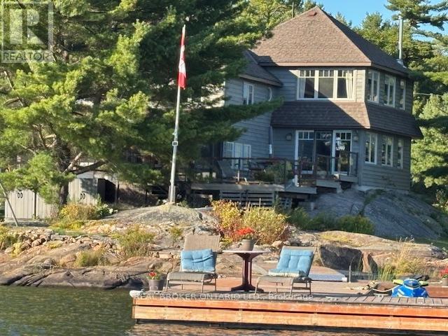 121 Rattlebear Dr, The Archipelago, ON P0G 1K0