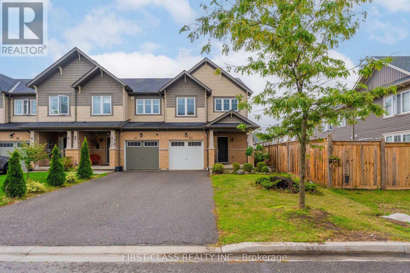 42 Great Gabe Cres, Oshawa, ON L1L 0C1