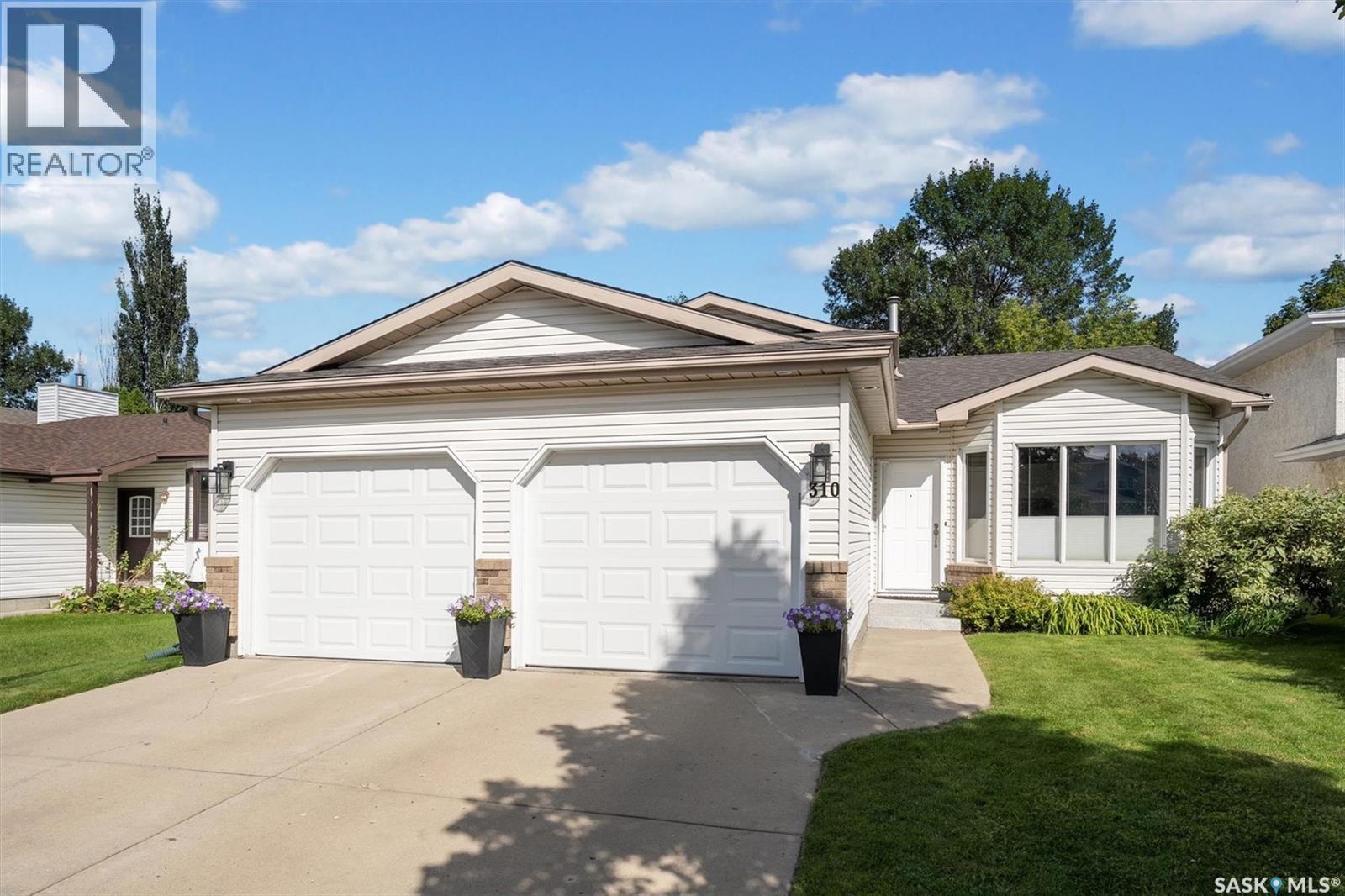 310 Coben Cres, Saskatoon, SK S7S 1B3