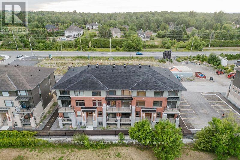 609 Silhouette Private, Ottawa, ON K2J 7J8