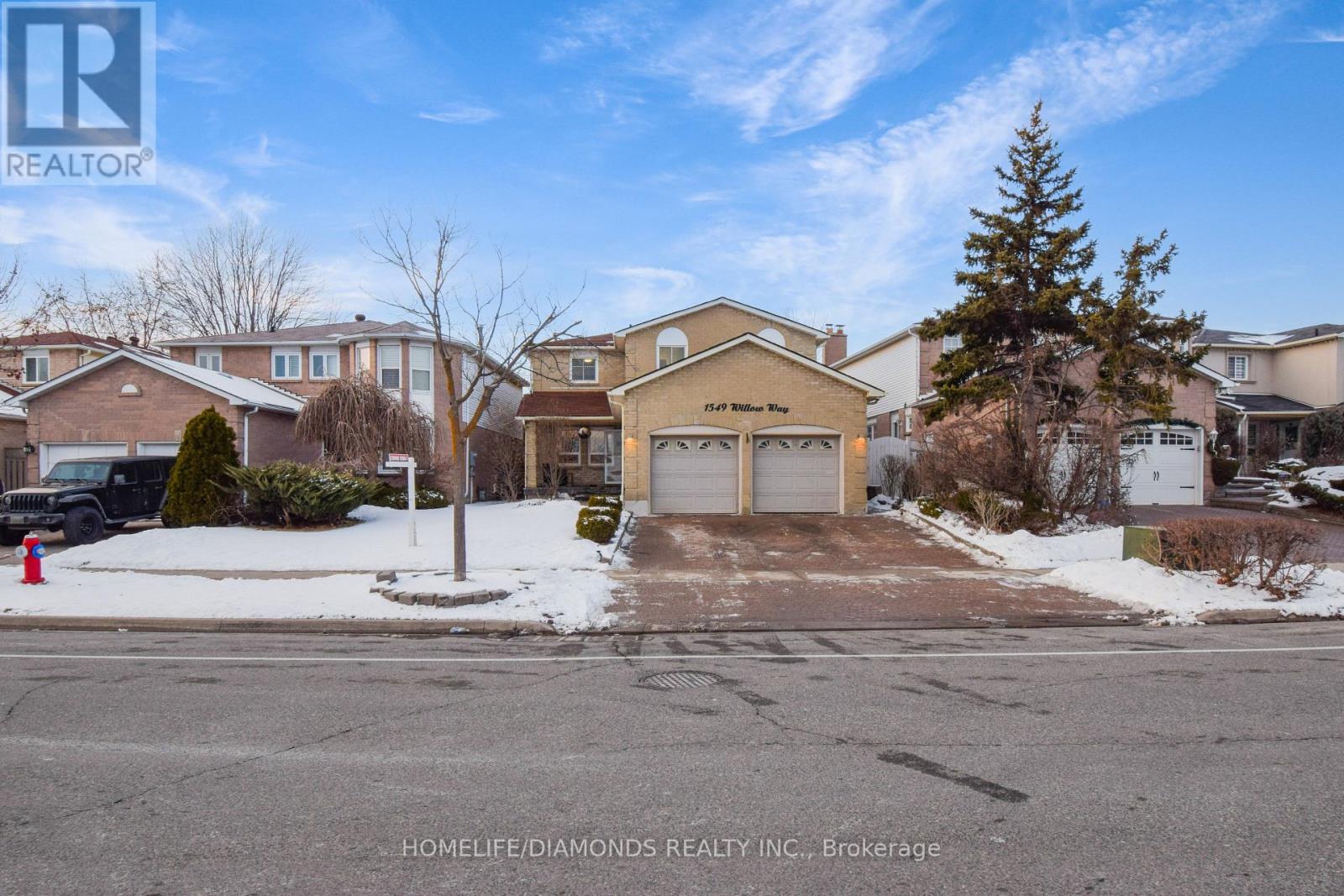 1549 Willow Way, Mississauga, ON L5M 4A1