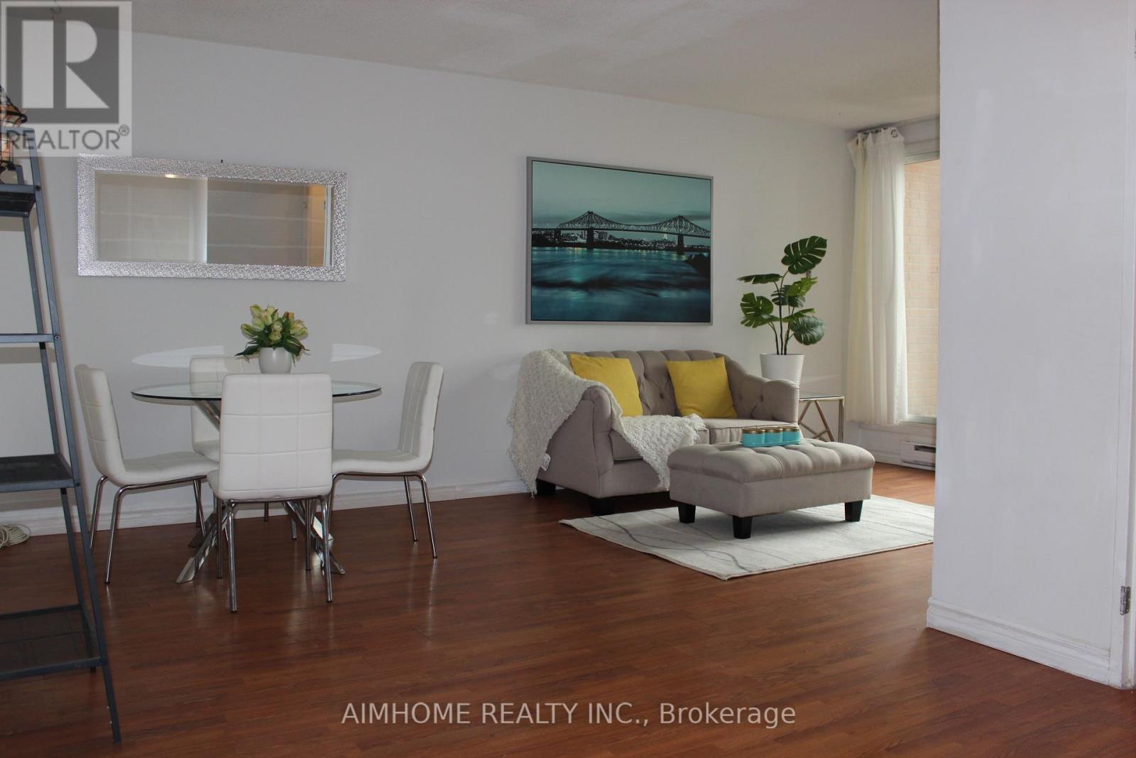 1086 100 Mornelle Ct, Toronto, ON M1E 4X2