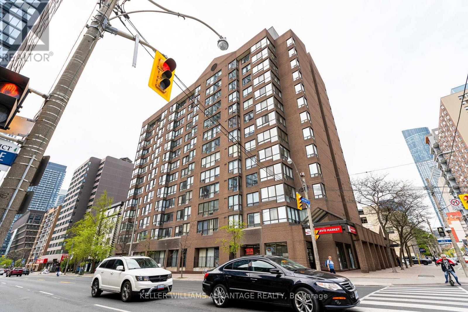 404 117 Gerrard St E, Toronto, ON M5B 2L4