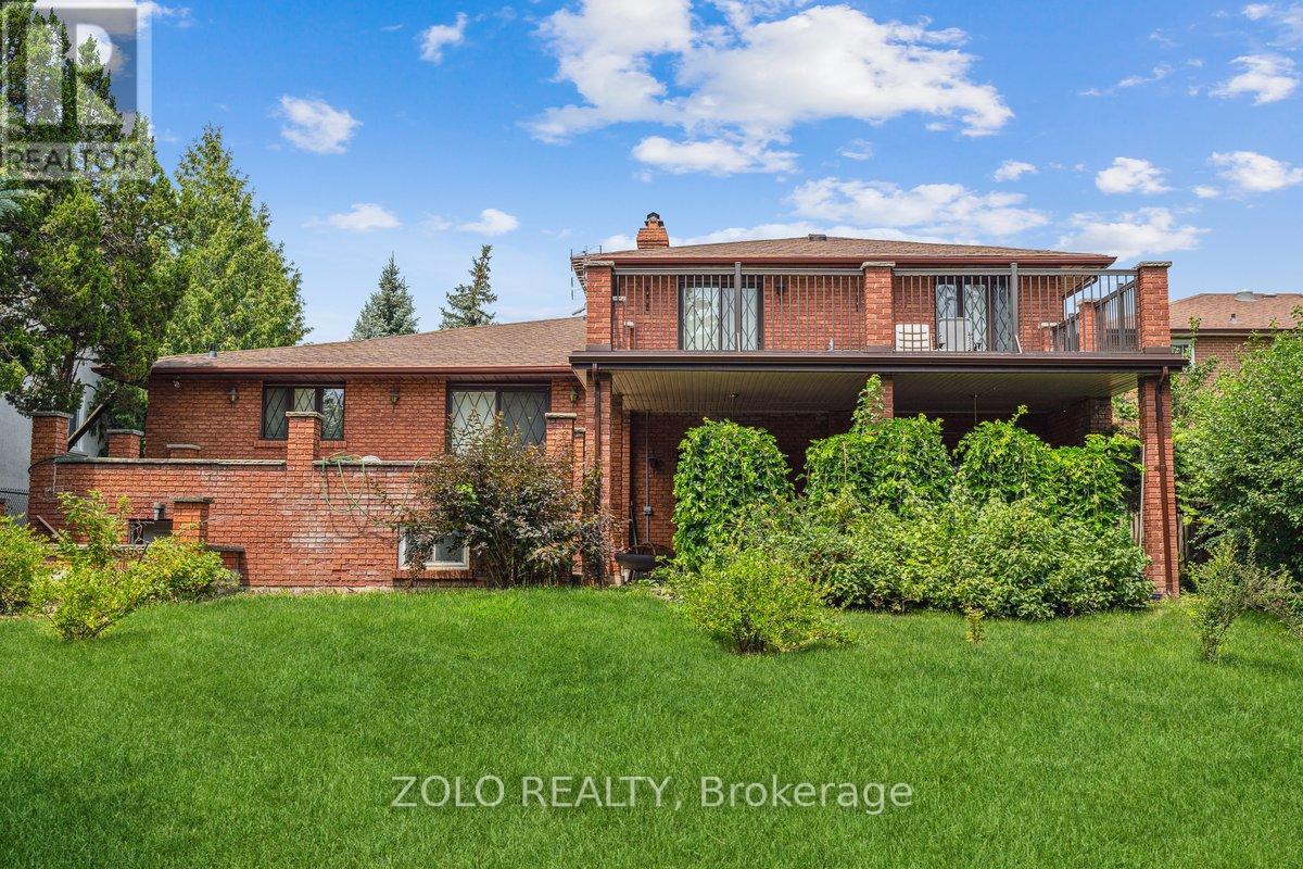 95 Pemberton Rd, Richmond Hill, ON L4C 3T6