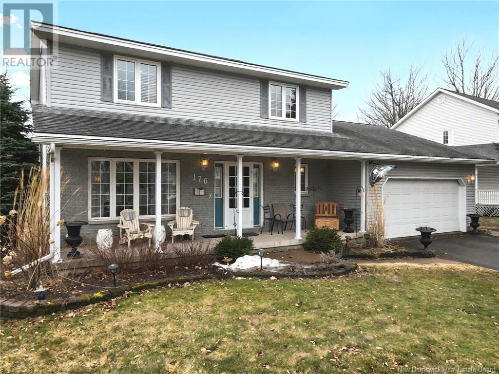 176 Crestwood Dr, Moncton, NB E1C 9P1