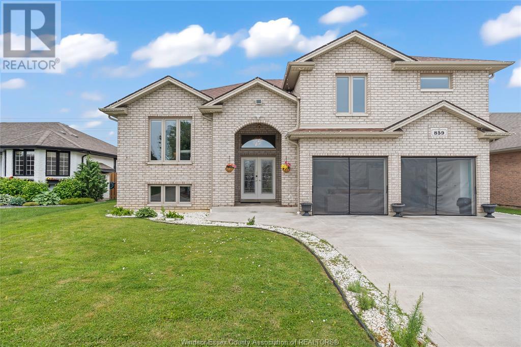 859 Southwood Dr, Lakeshore, ON N0R 1A0