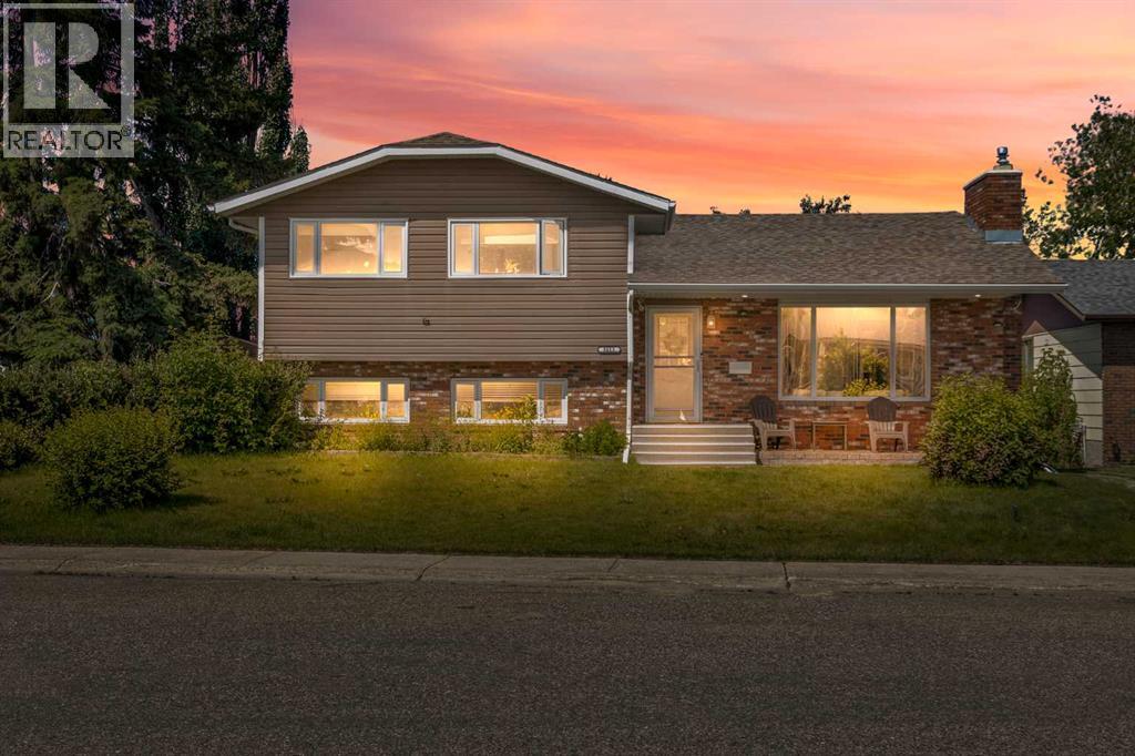 51 Avenue Unit 3411 #a, Innisfail, AB T4G 1H4