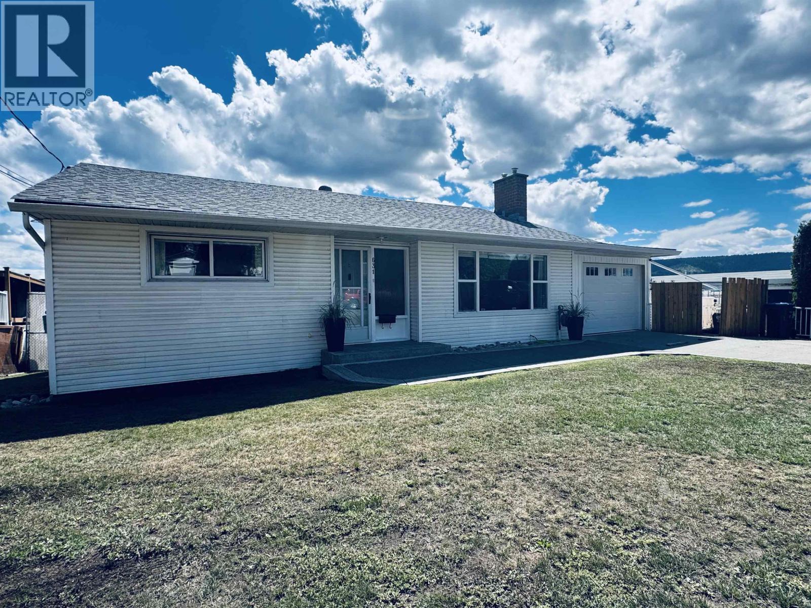 631 Johnson St, Williams Lake, BC V2G 1T9