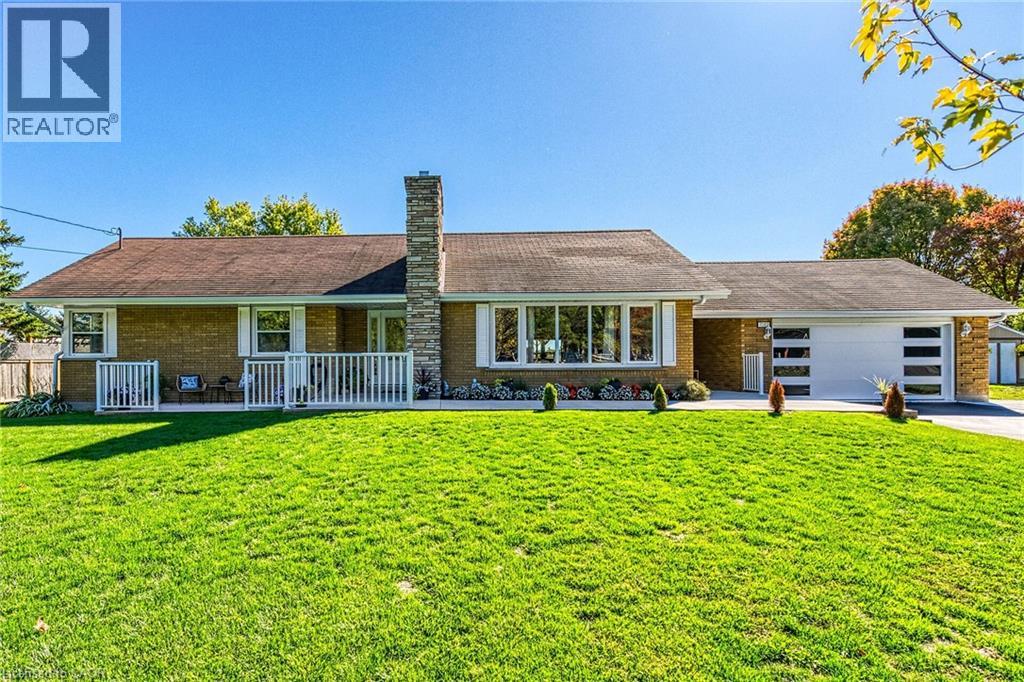 7082 Rainham Rd, Dunnville, ON N1A 2W8