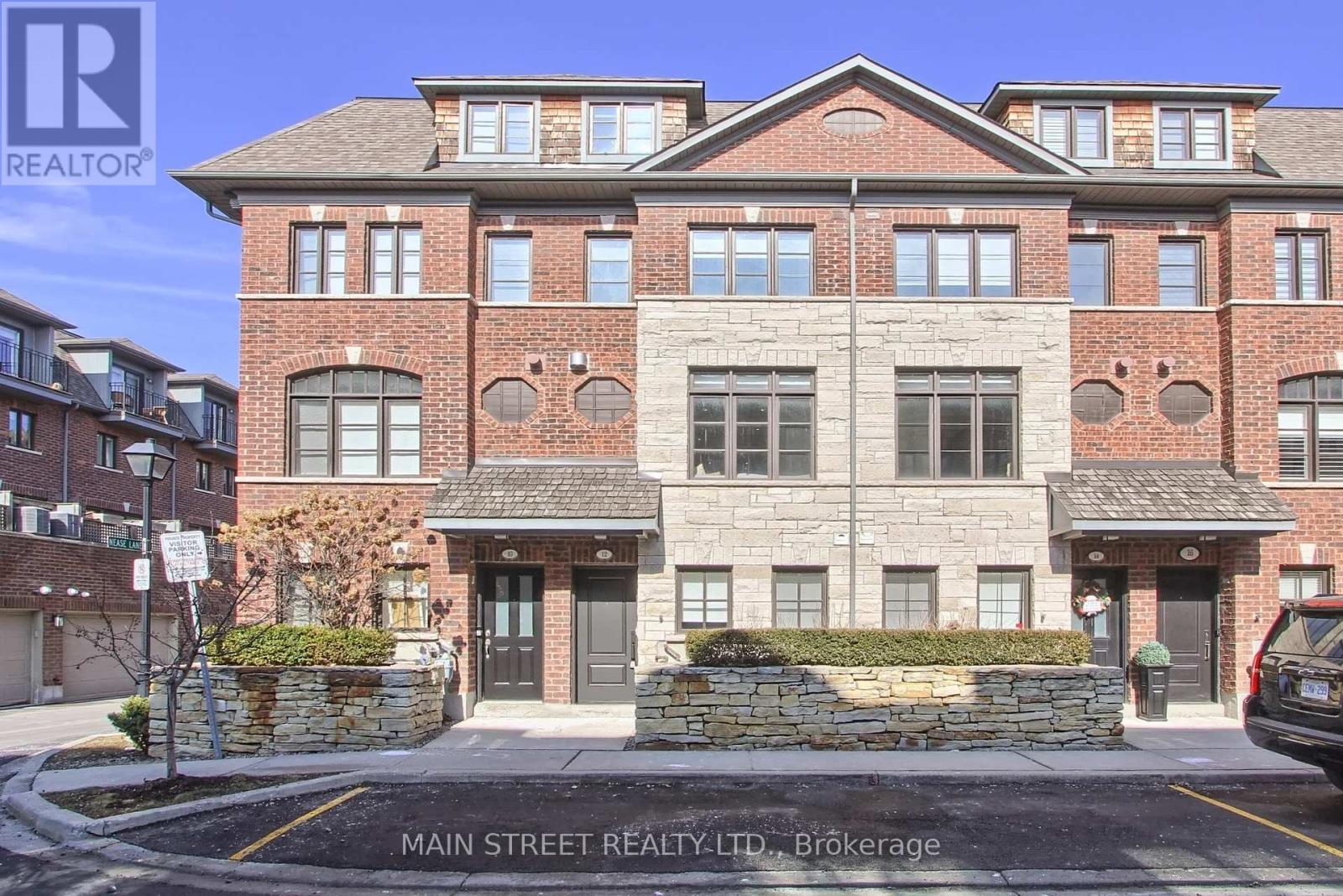 27 12 Powseland Cres, Vaughan, ON L4L 2A7