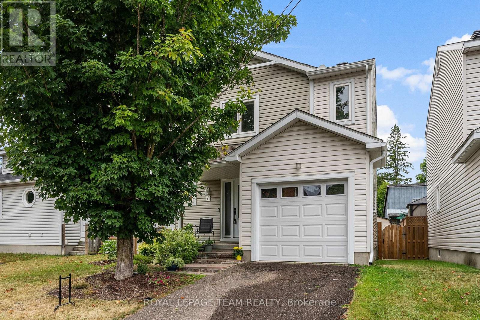 6 Jason St, Whitewater Region, ON K0J 1K0