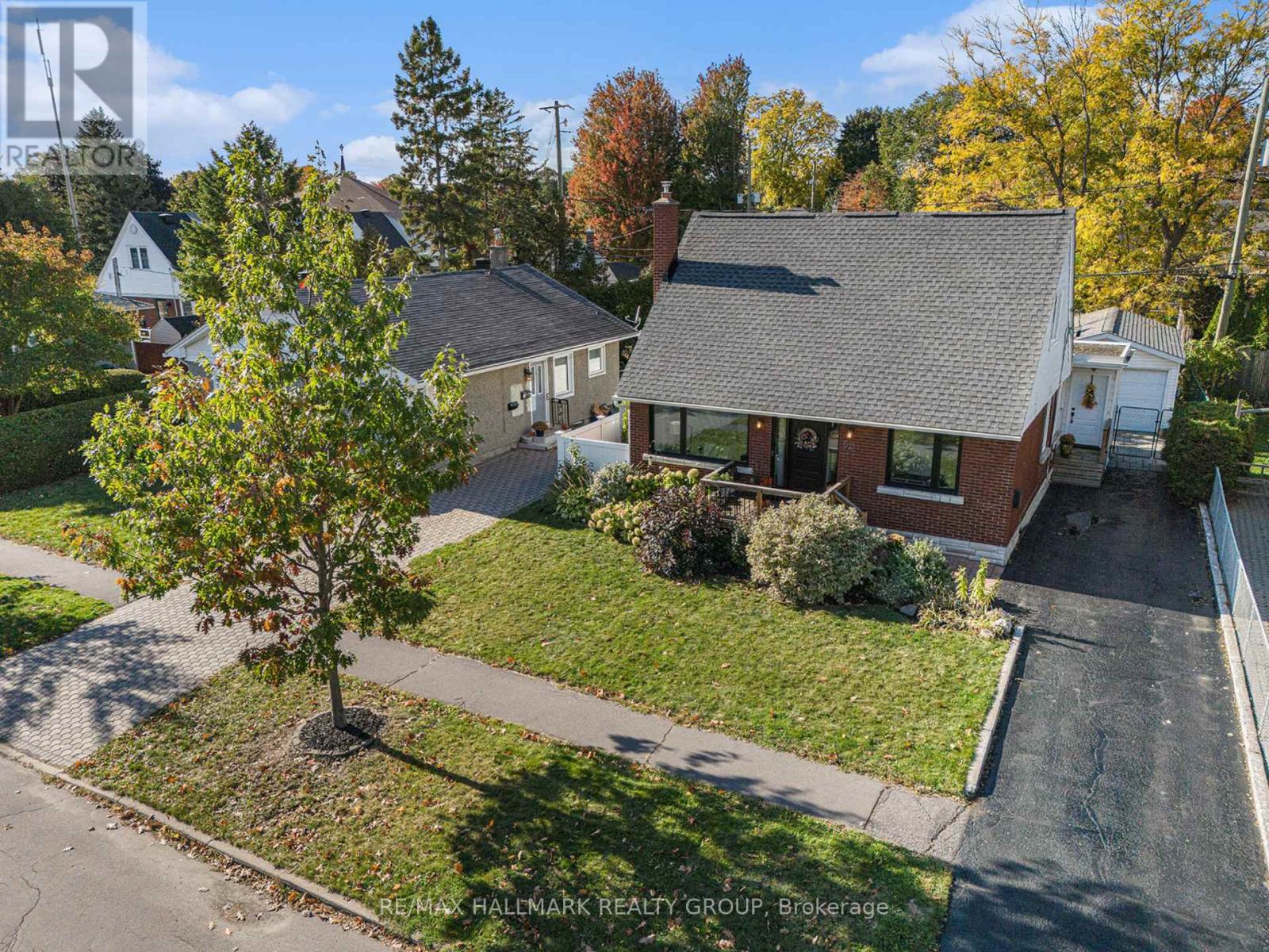 921 Wingate Dr, Ottawa, ON K1G 1S6
