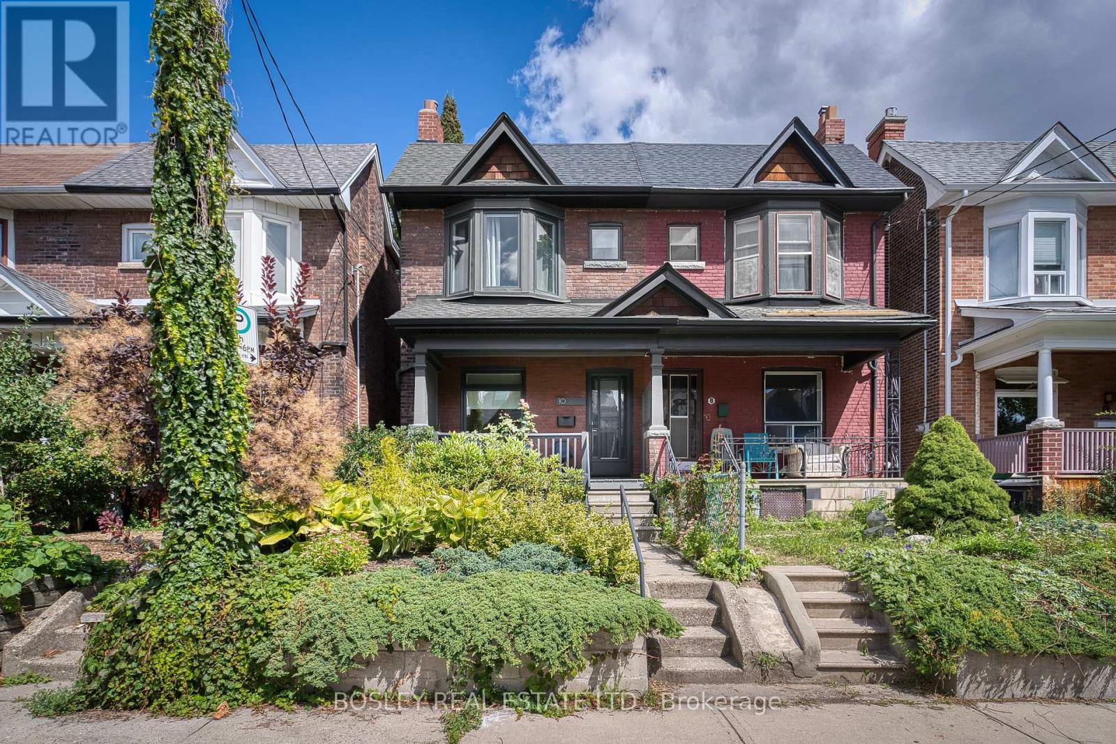 10 Herman Ave, Toronto, ON M6R 1Y2