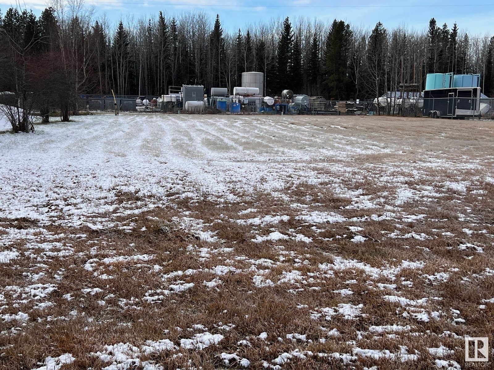 5122 5118 50a St, Cynthia, AB T0E 0K0