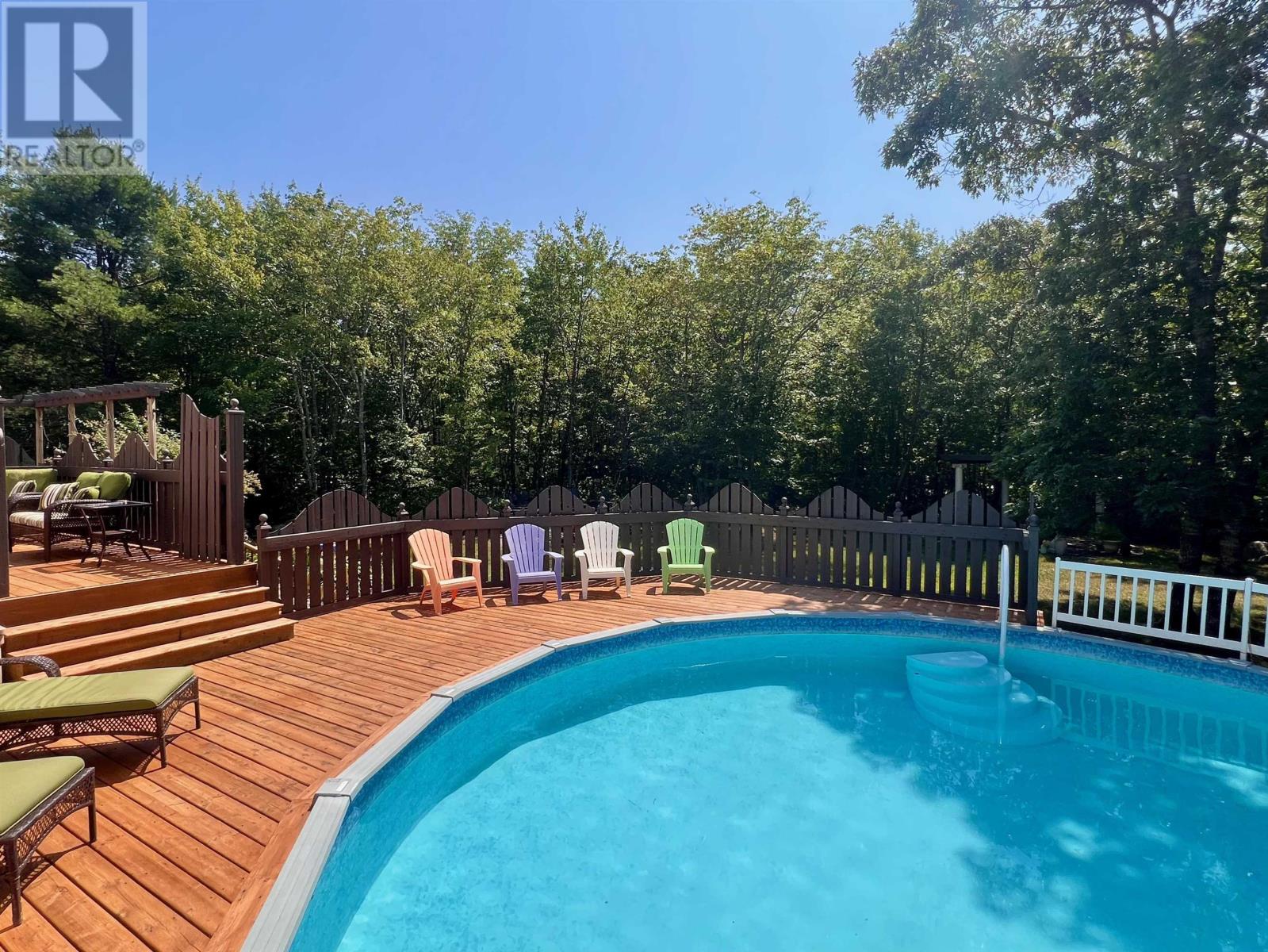9 Haliburton Cres, Stillwater Lake, NS B3Z 1P1