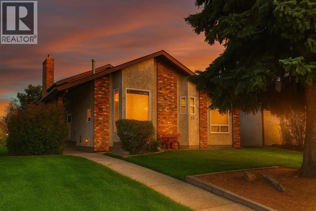 55 Mclevin Cres, Red Deer, AB T4R 1S8