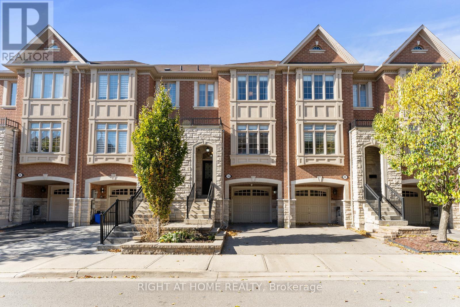 18 Isaac Devins Ave, Vaughan, ON L4L 0A4