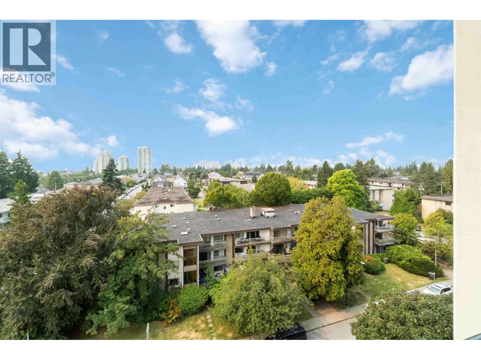 7088 Salisbury Avenue Unit 805, Burnaby, BC V5E 0A4