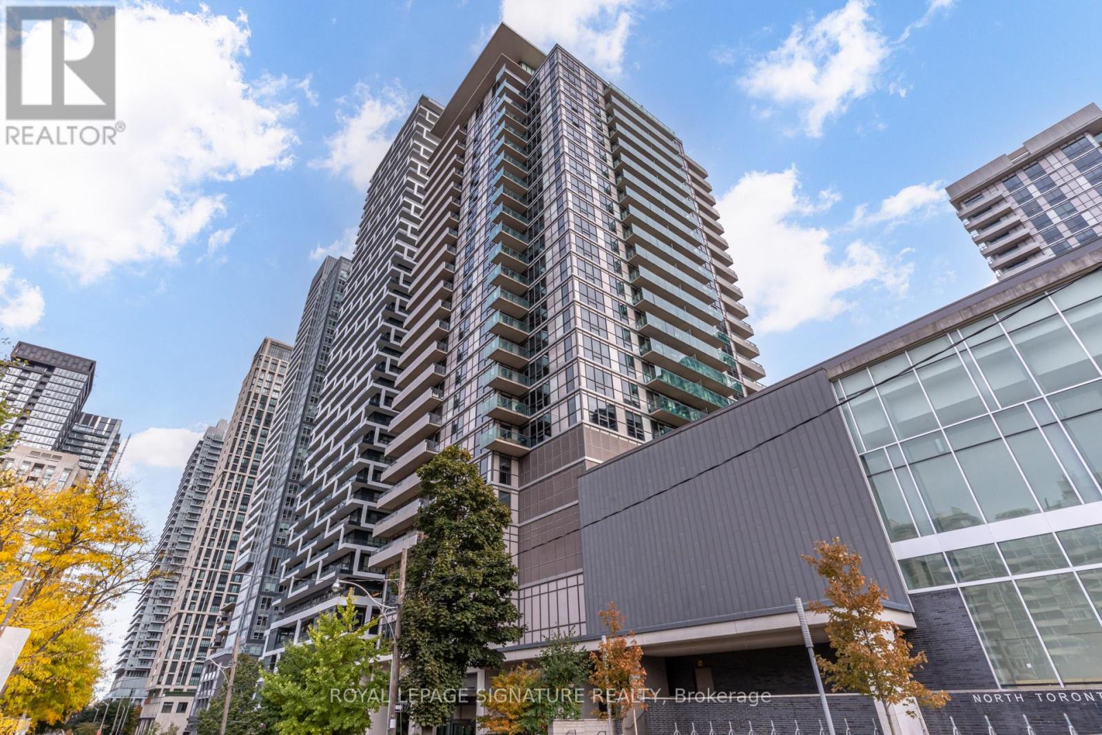 1303 25 Broadway Ave, Toronto, ON M4P 1T7