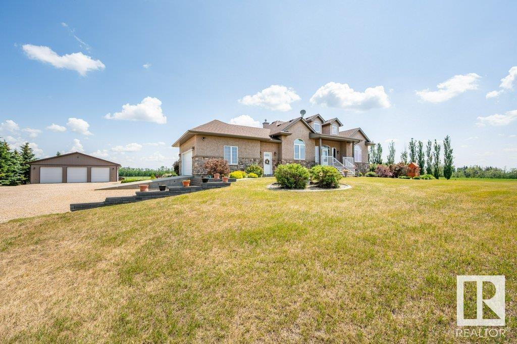 56203 Rge Road 230, Rural Sturgeon County, AB T0A 1N0