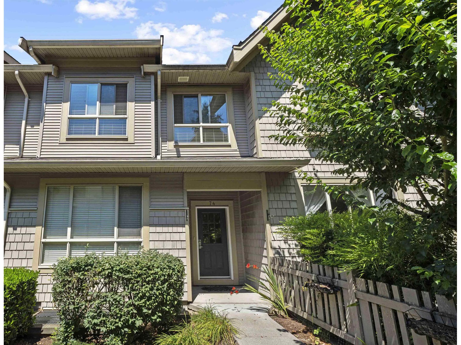 2738 158 Street Unit 74, Surrey, BC V3Z 3K3