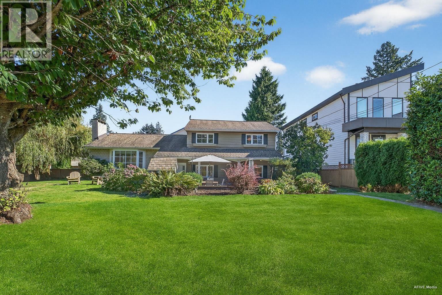 3380 Glasgow St, Port Coquitlam, BC V3B 4K7