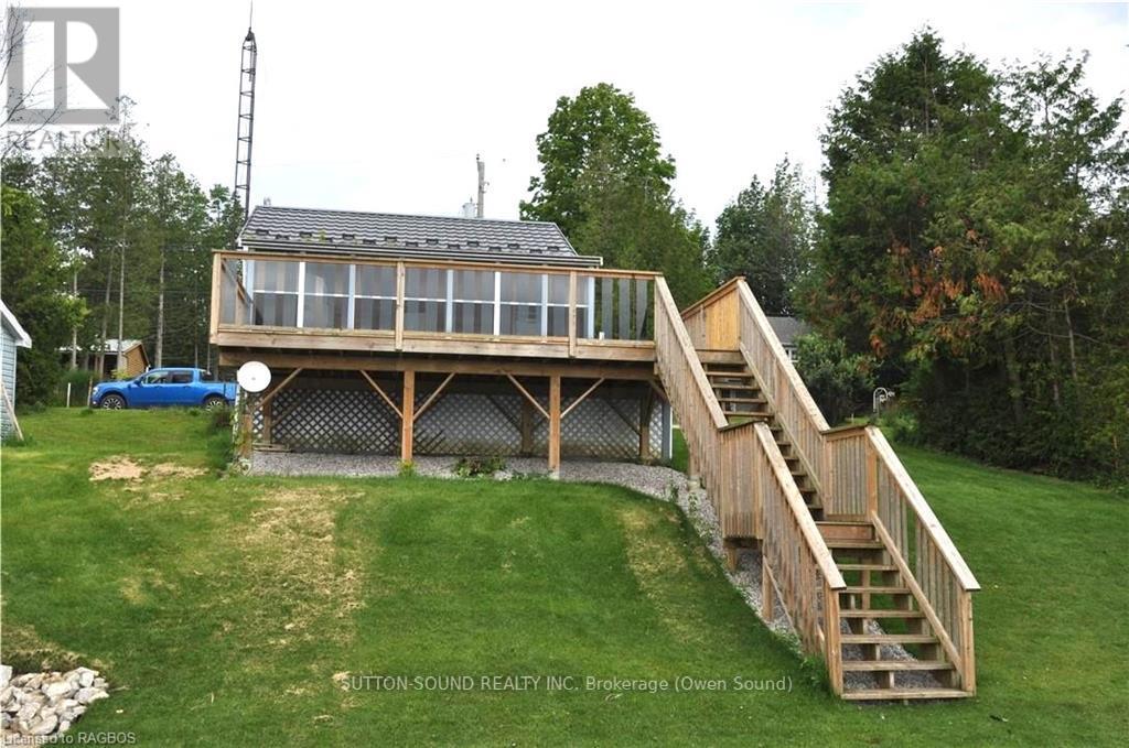 38 Islandview Dr, South Bruce Peninsula, ON N0H 1A0