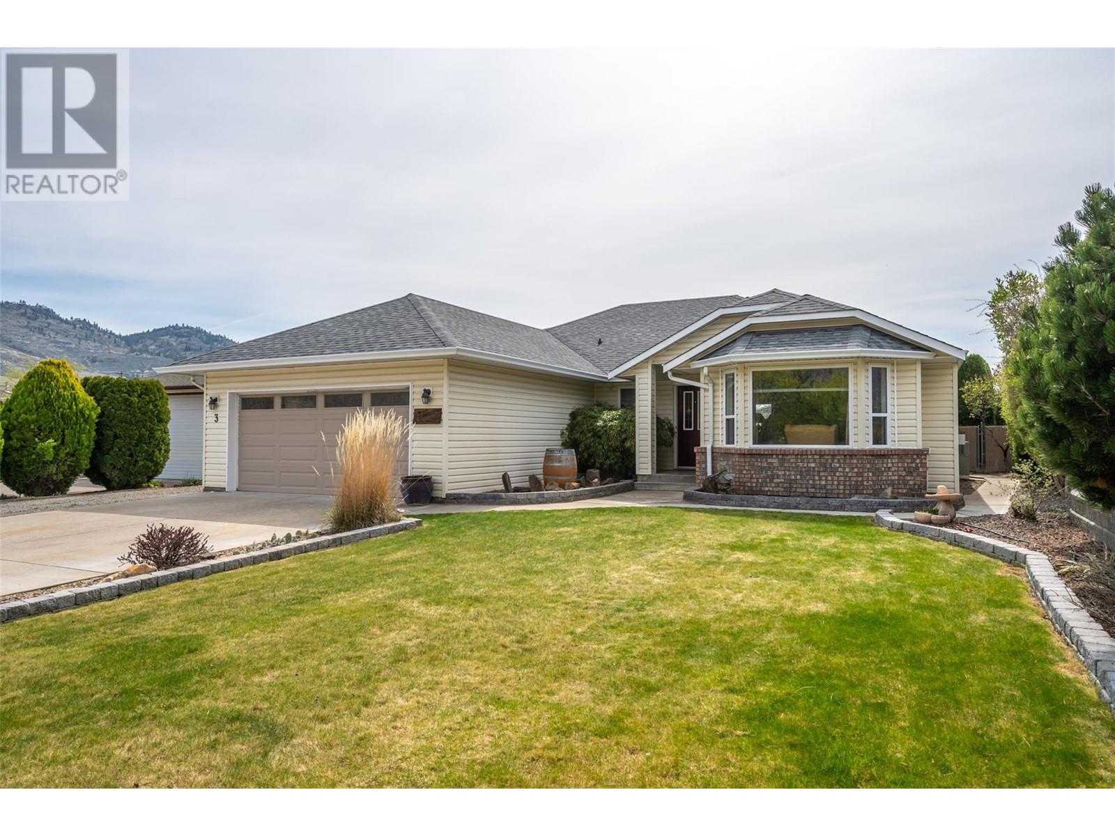 3 Spruce Ct, Osoyoos, BC V0H 1V3