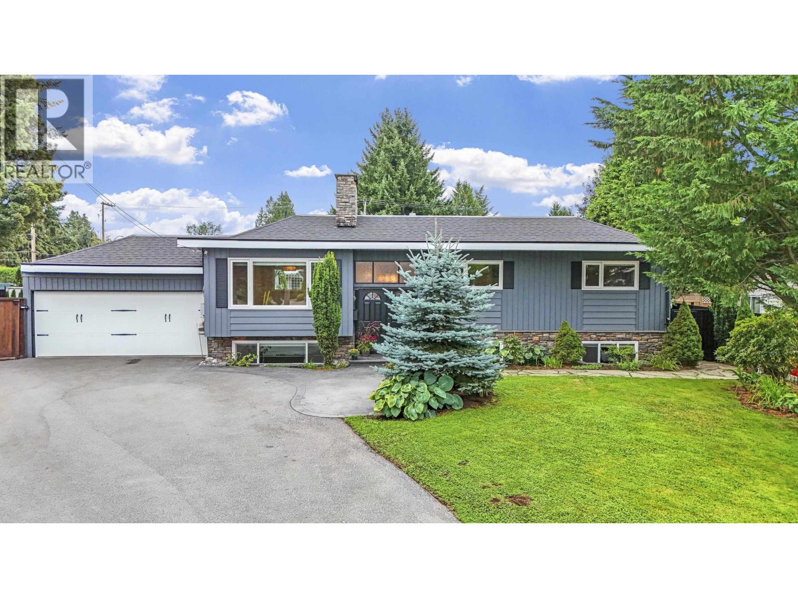 21554 Berry Ave, Maple Ridge, BC V2X 2C8