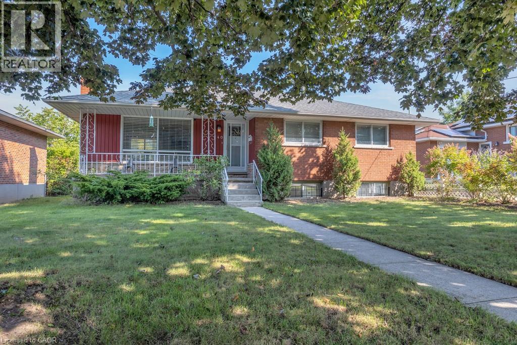 240 Elliott St, Cambridge, ON N1R 2K9