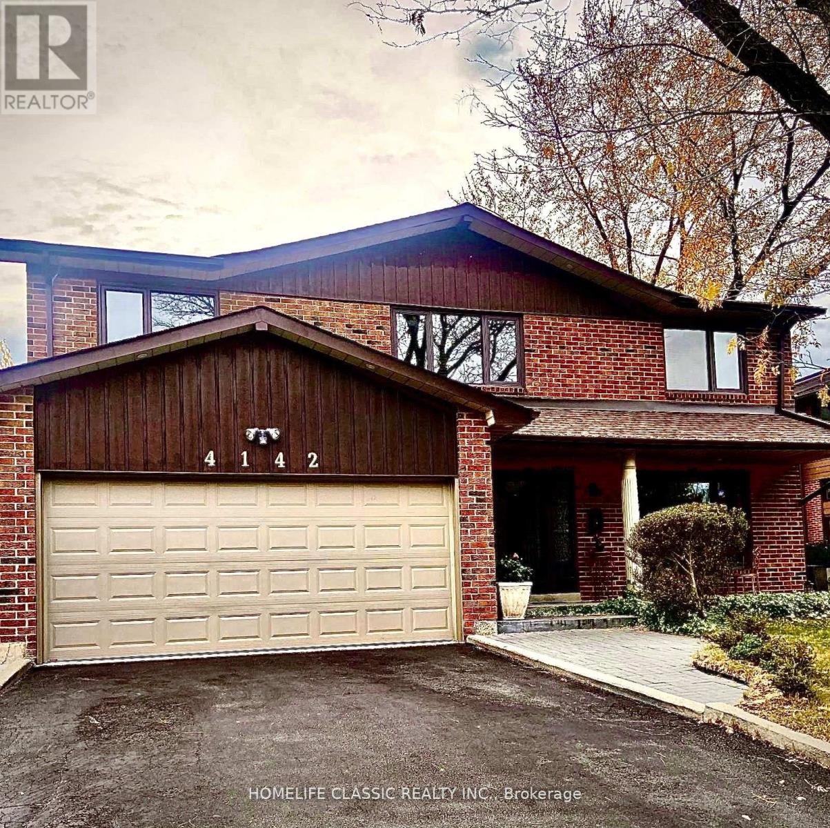 4142 Fieldgate Dr W Dr E, Mississauga, ON L4W 2C6
