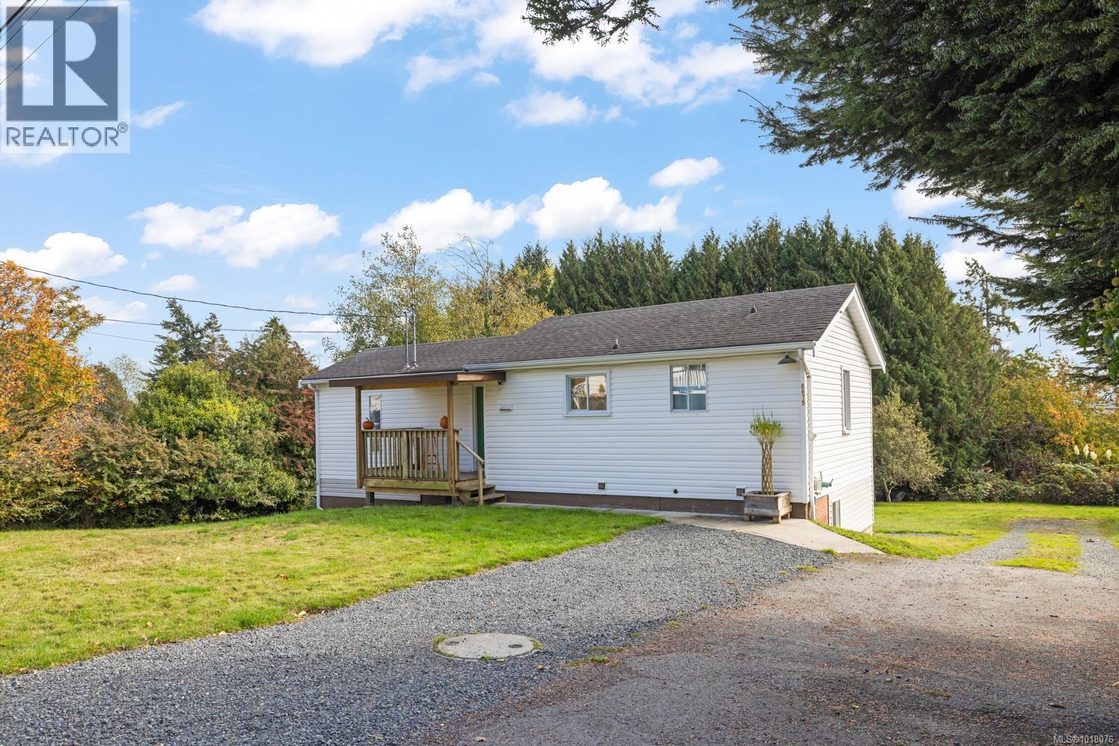 6675 Goodmere Rd, Sooke, BC V7Z 1H6