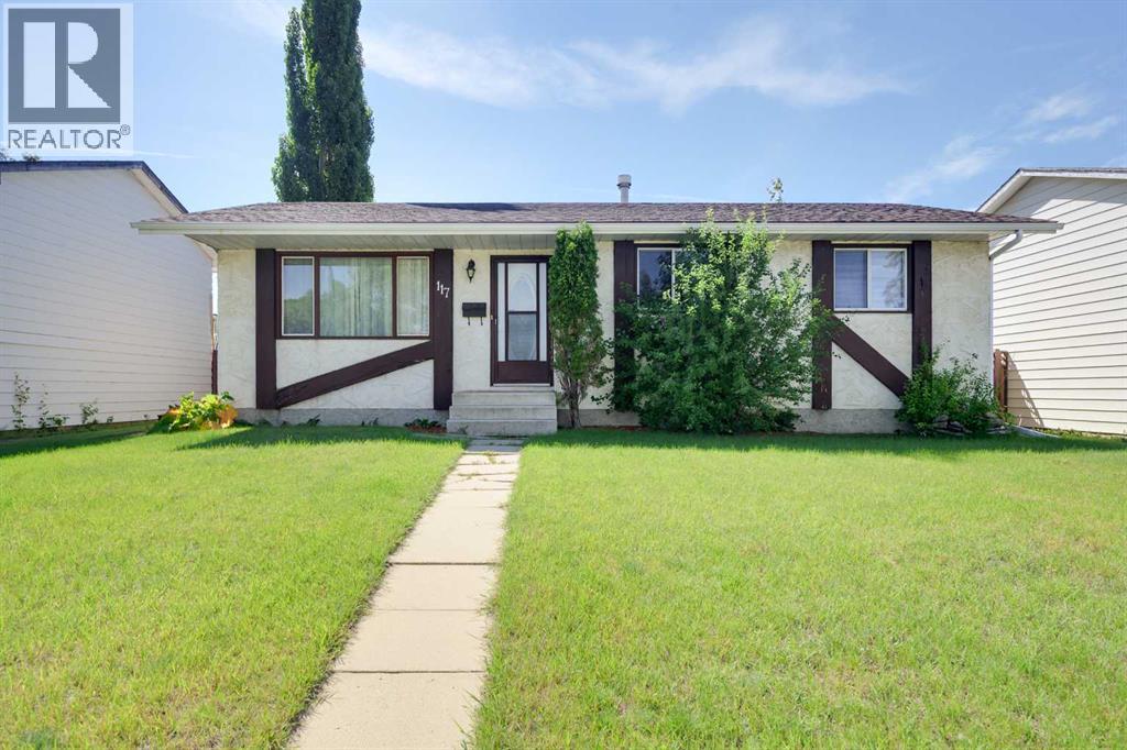 117 Niven St, Red Deer, AB T4P 1Y6