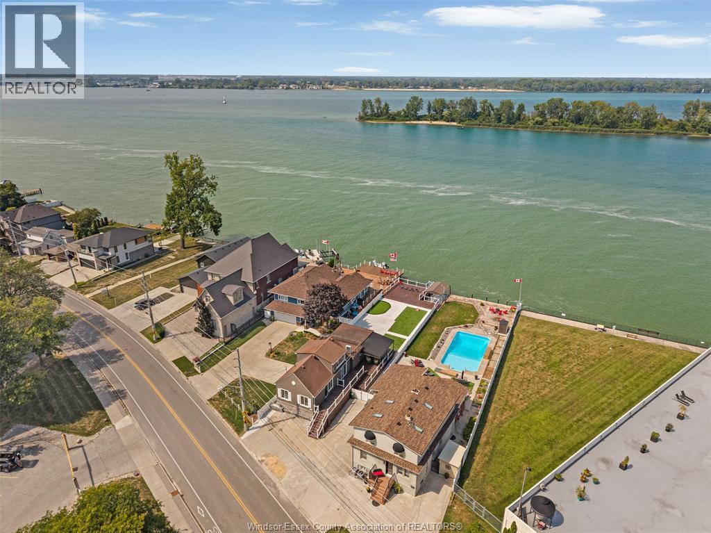 8830 Riverside Drive East Dr E, Windsor, ON N8S 1G7