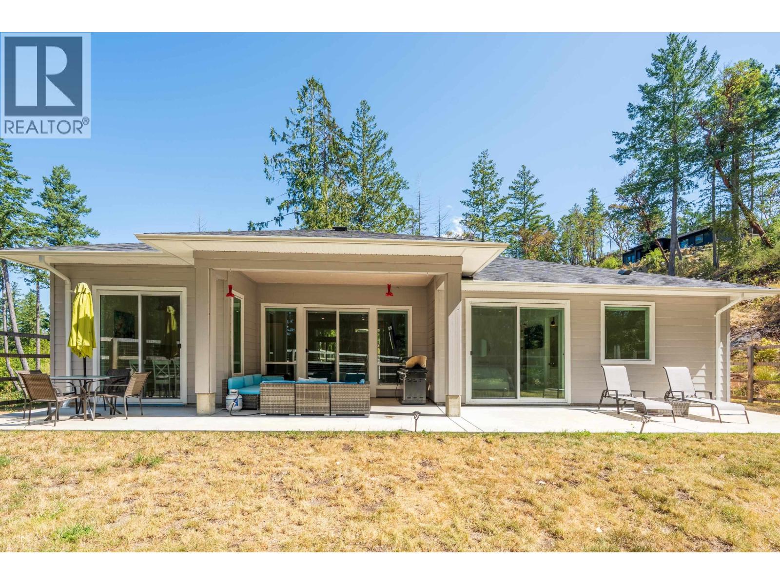 11120 Sunshine Coast Hwy, Pender Harbour, BC V7Z 1B9