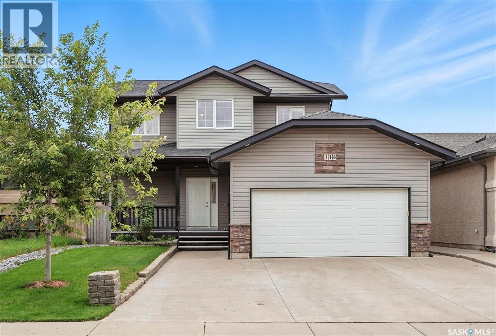 114 Lamarsh Rd, Saskatoon, SK S7W 1B7