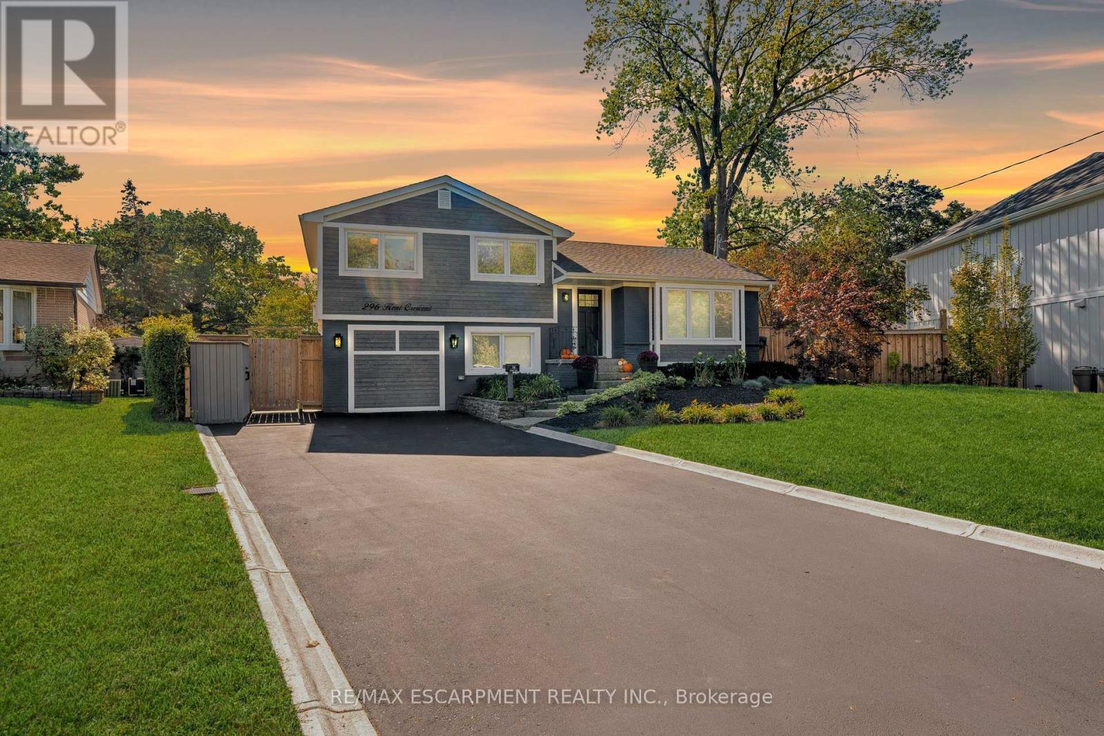 296 Kent Cres, Burlington Appleby, ON L7L 4T1