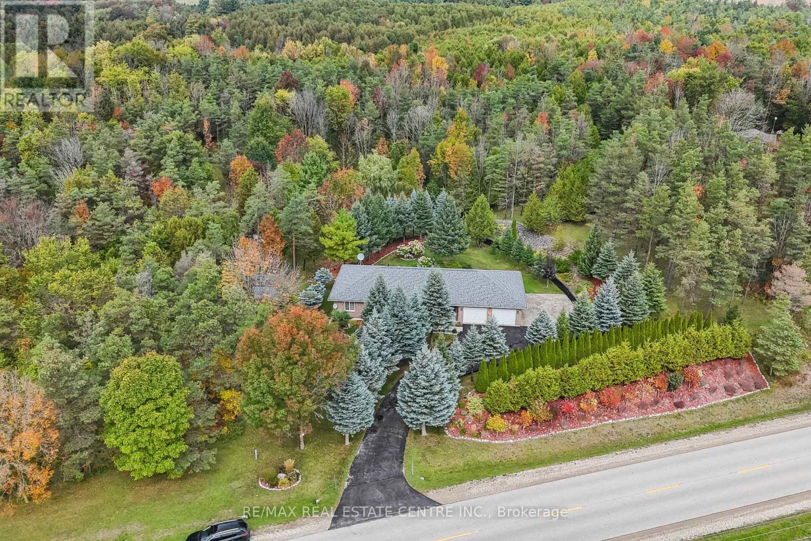 122769 Grey 9 Rd, West Grey, ON N0G 1C0