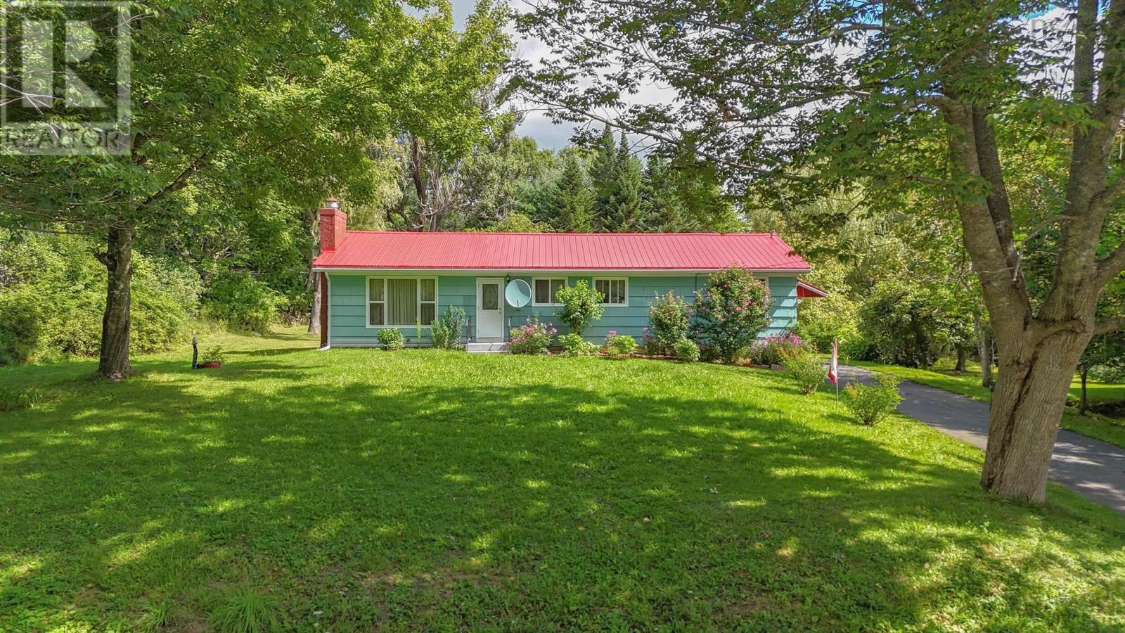 452 Oakhill Rd, Oakhill, NS B4V 3W6