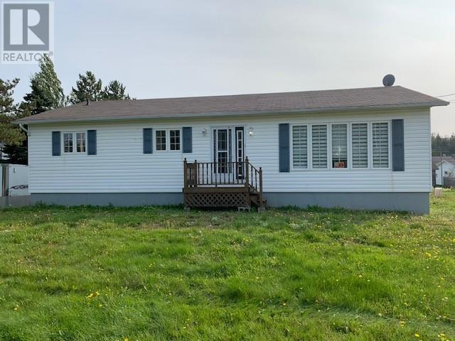 4 Pilleys Island Rd, Robert's Arm, NL A0J 1R0