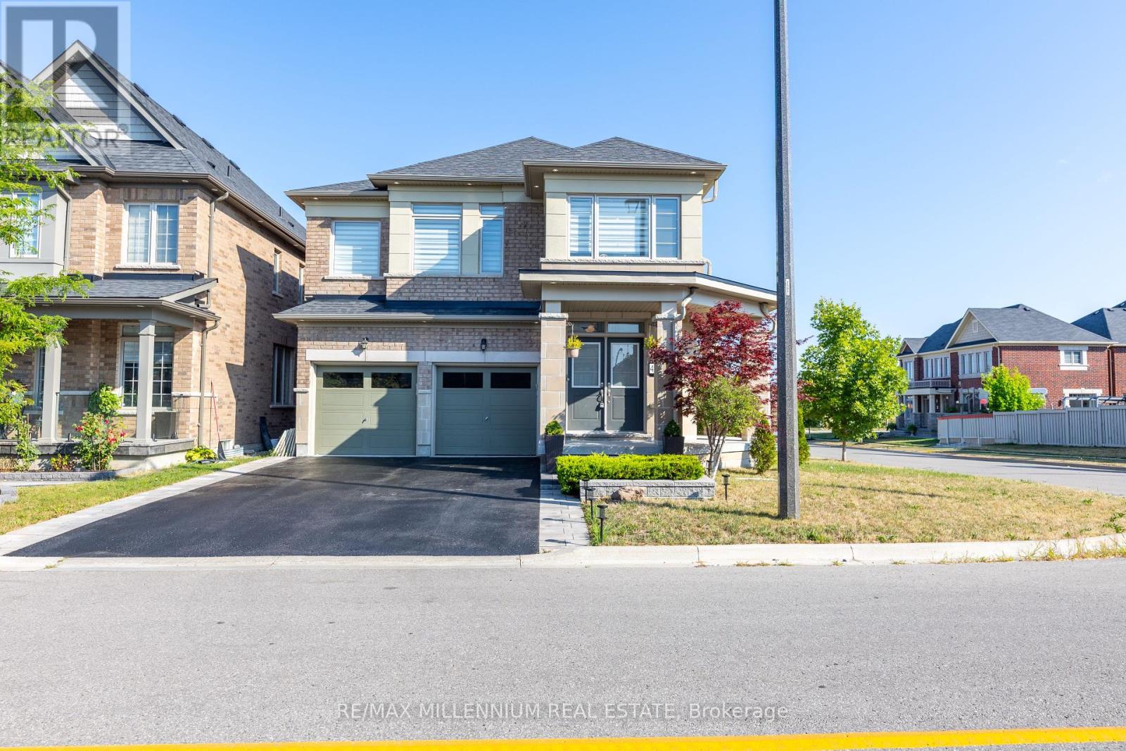 40 Frederick Pearson St, East Gwillimbury, ON L9N 0R8