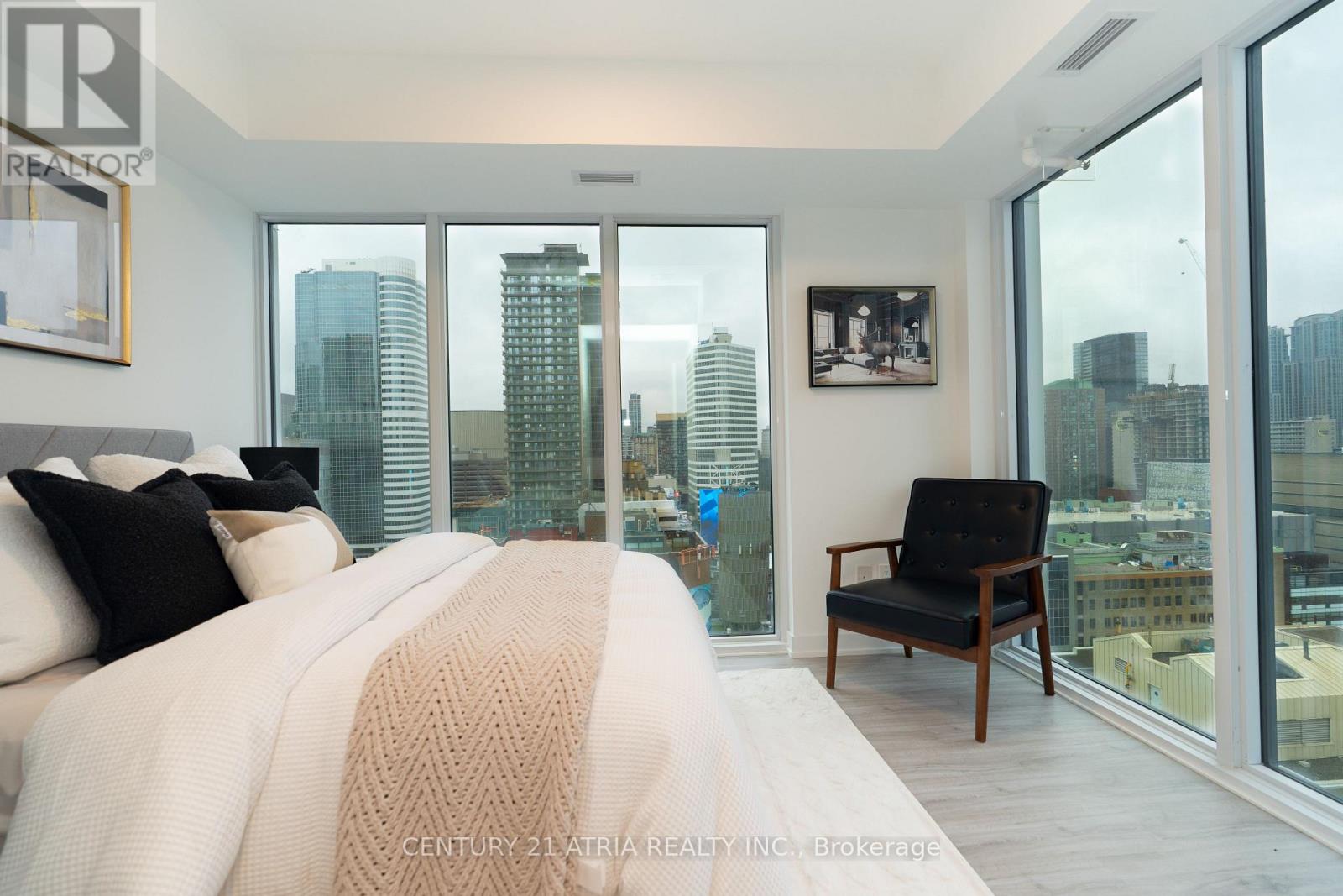 2303 252 Church St, Toronto Church-yonge Corridor, ON M5B 0E6