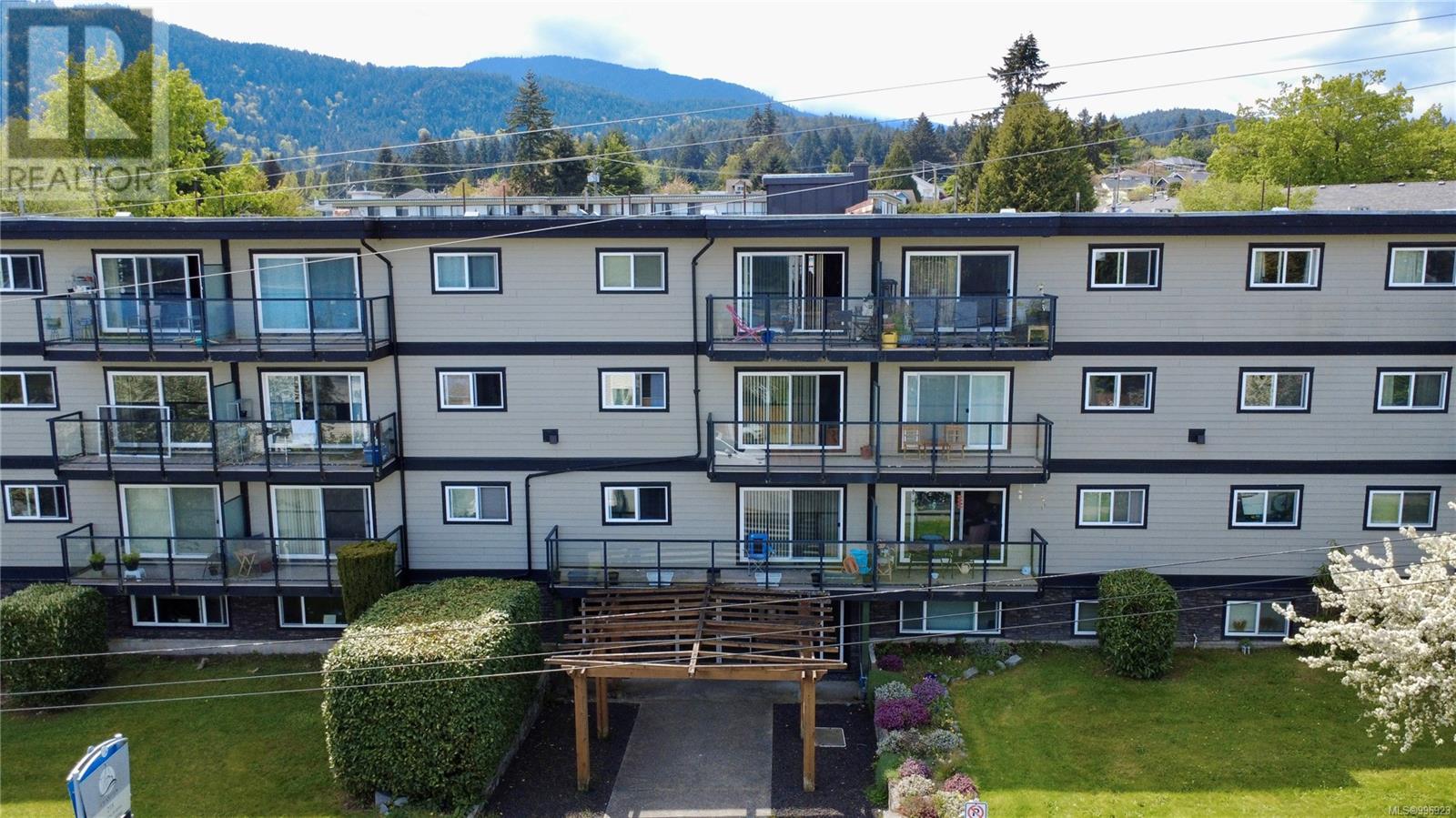 218 Bayview Ave Unit 203 Ave, Ladysmith, BC V9G 1S9