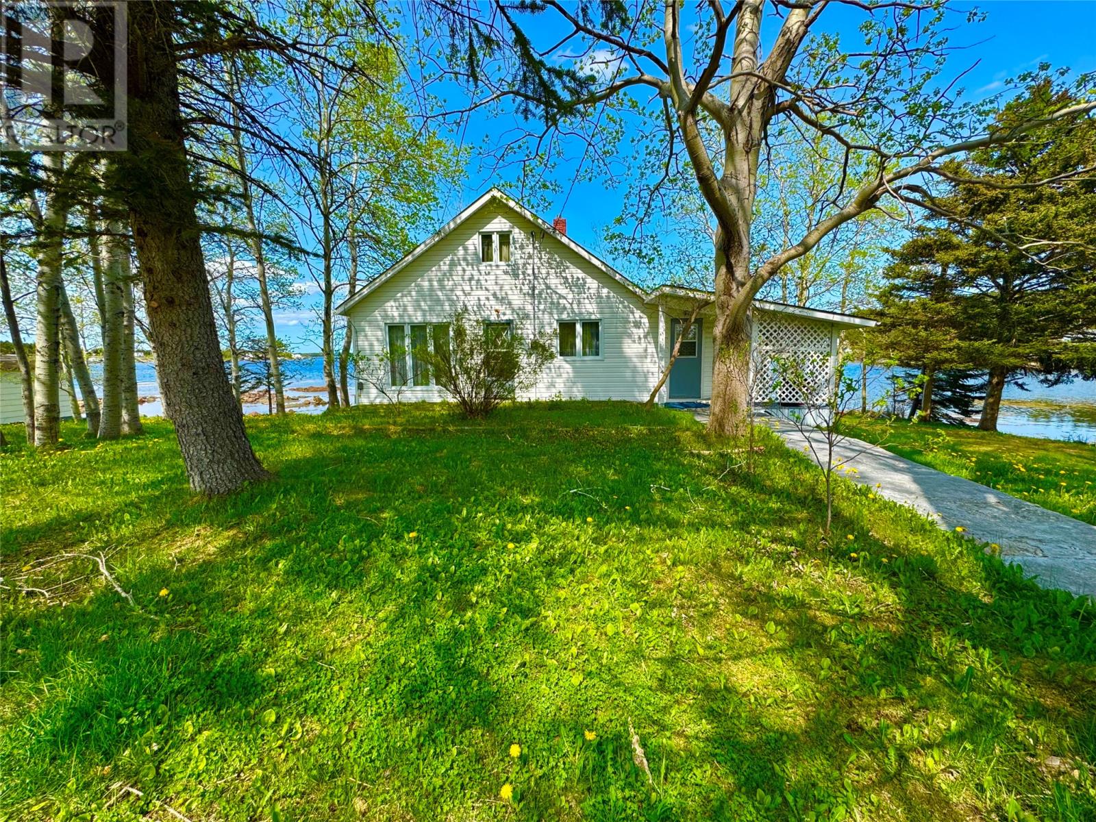 2 Freakes Ln, Boyd's Cove, NL A0G 1L0