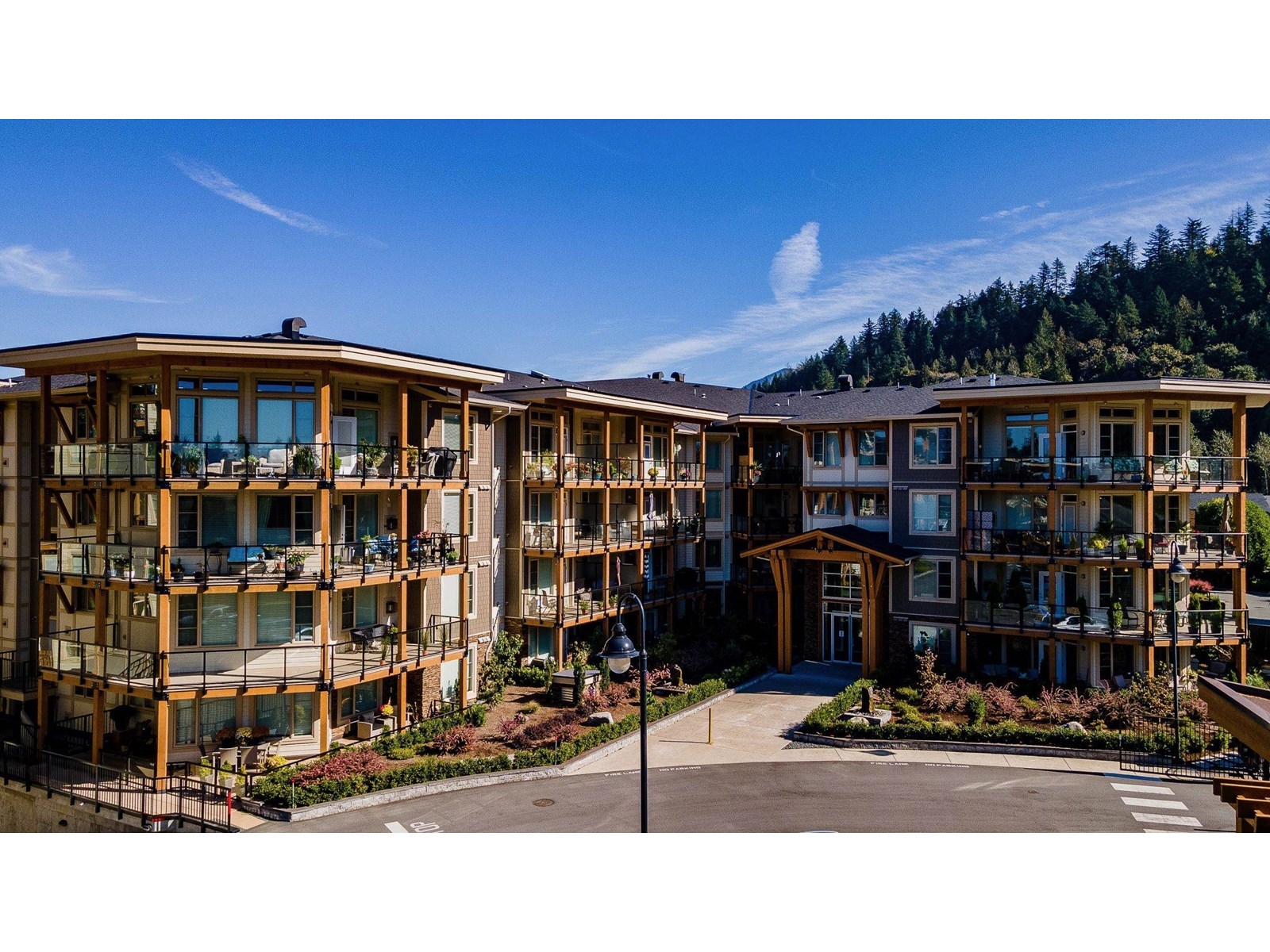 45746 Keith Wilson Roadvedder Crossing Unit 305, Chilliwack, BC V2R 1J9