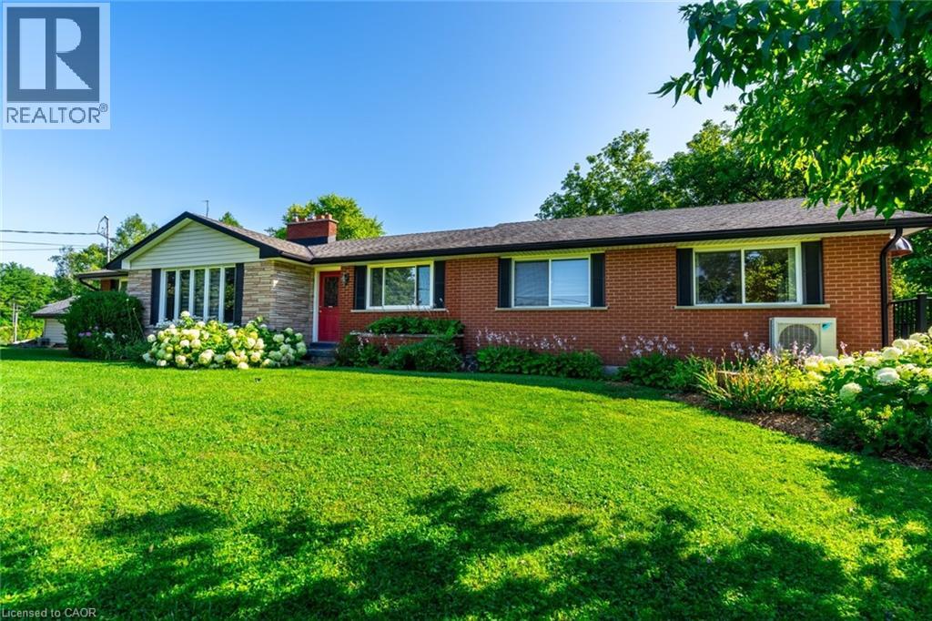 2172 Centre Rd, Hamilton, ON L0P 1B0