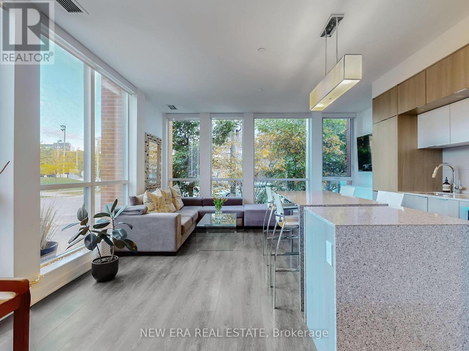 152 Sumach St, Toronto, ON M5A 3K2