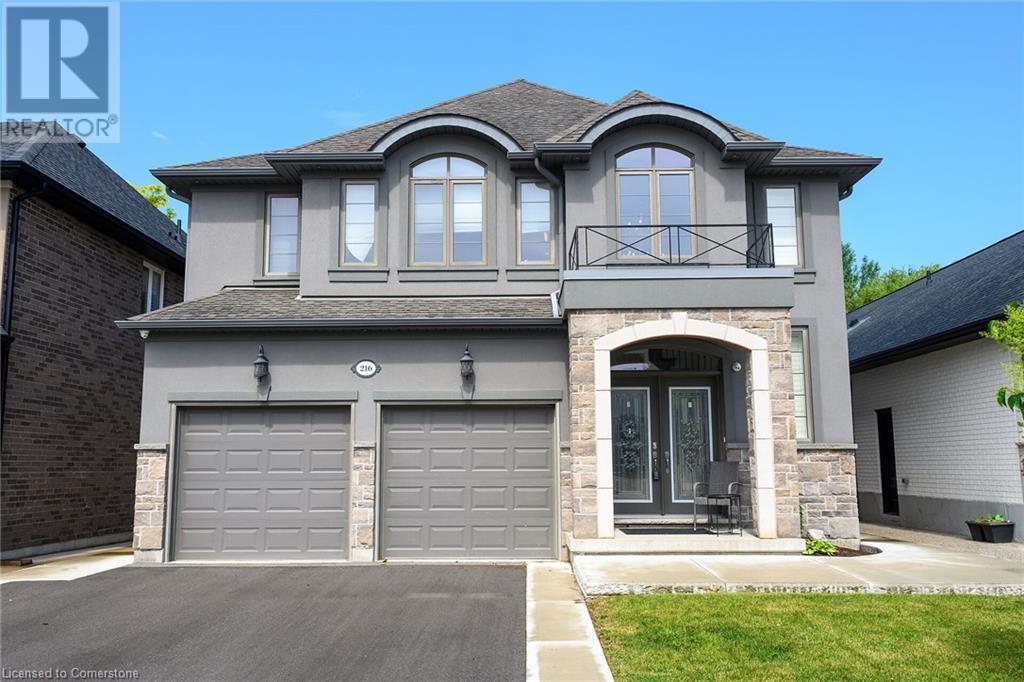 216 Eleanor Ave, Hamilton, ON L8W 1C8