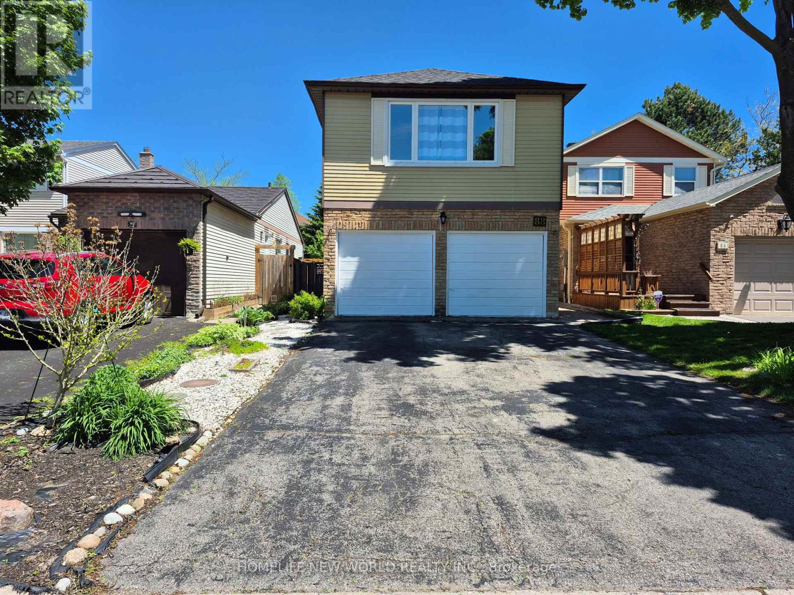 88 Madsen Cres, Markham, ON L3R 4P3